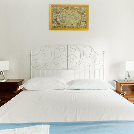 Bright Flat With Shared Garden Appartement Milaan Buitenkant foto
