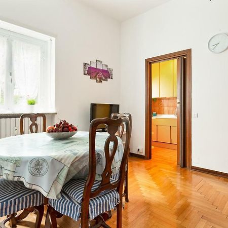 Bright Flat With Shared Garden Appartement Milaan Buitenkant foto